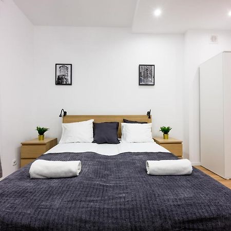 Cracow Rent Apartments - Spacious Apartments For 2-7 People In Quiet Area - Kolberga Street Nr 3 - 10 Min To Main Square By Foot Cracóvia Exterior foto