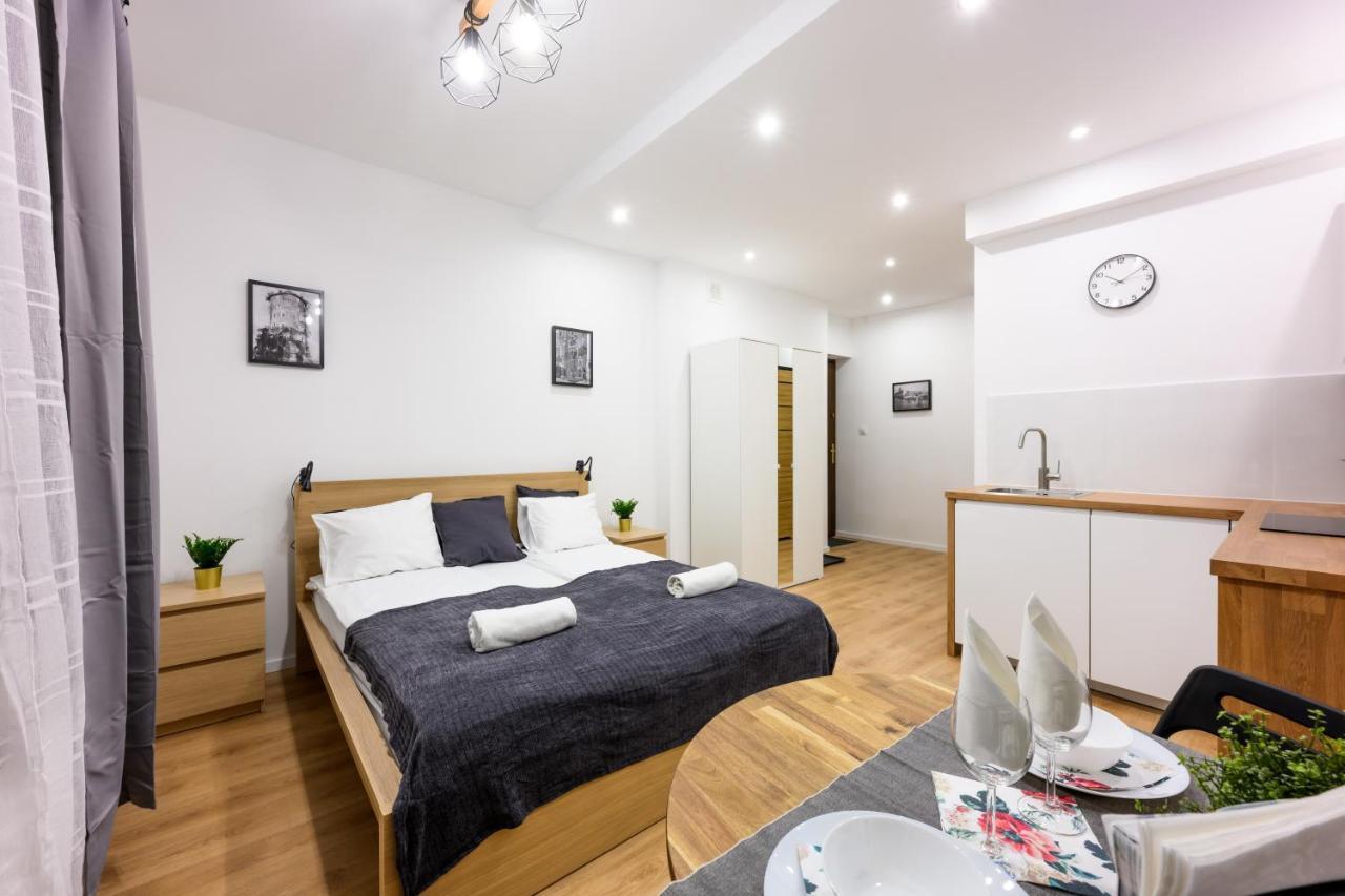 Cracow Rent Apartments - Spacious Apartments For 2-7 People In Quiet Area - Kolberga Street Nr 3 - 10 Min To Main Square By Foot Cracóvia Exterior foto