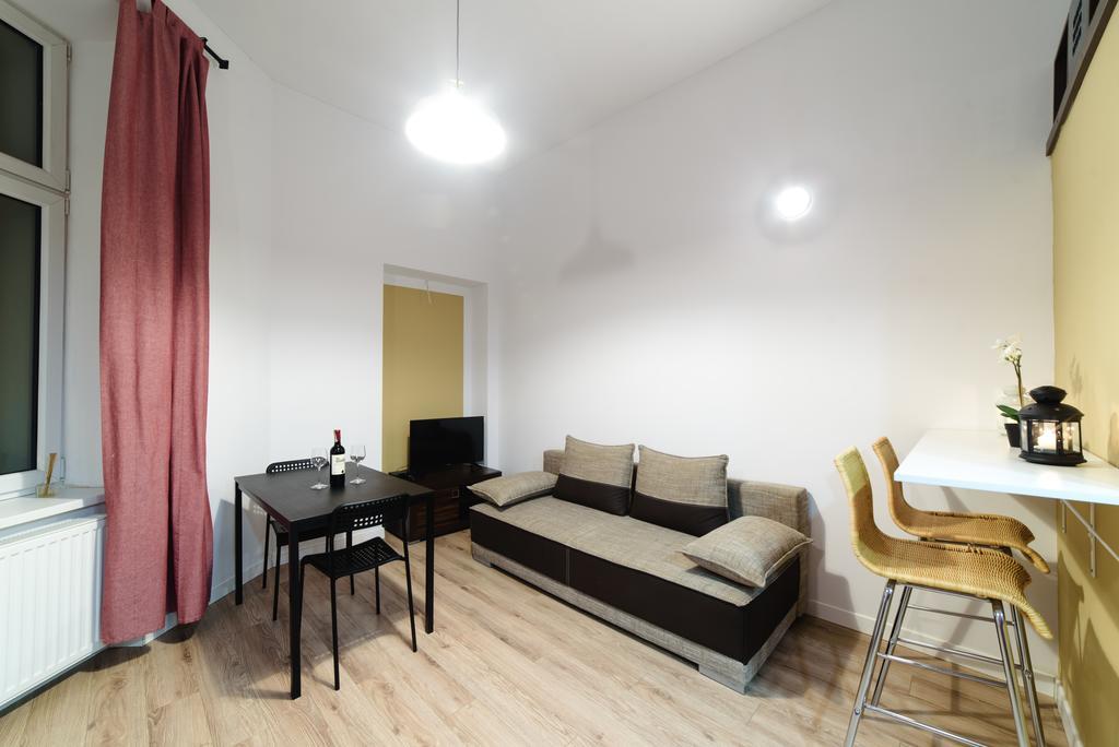 Cracow Rent Apartments - Spacious Apartments For 2-7 People In Quiet Area - Kolberga Street Nr 3 - 10 Min To Main Square By Foot Cracóvia Exterior foto