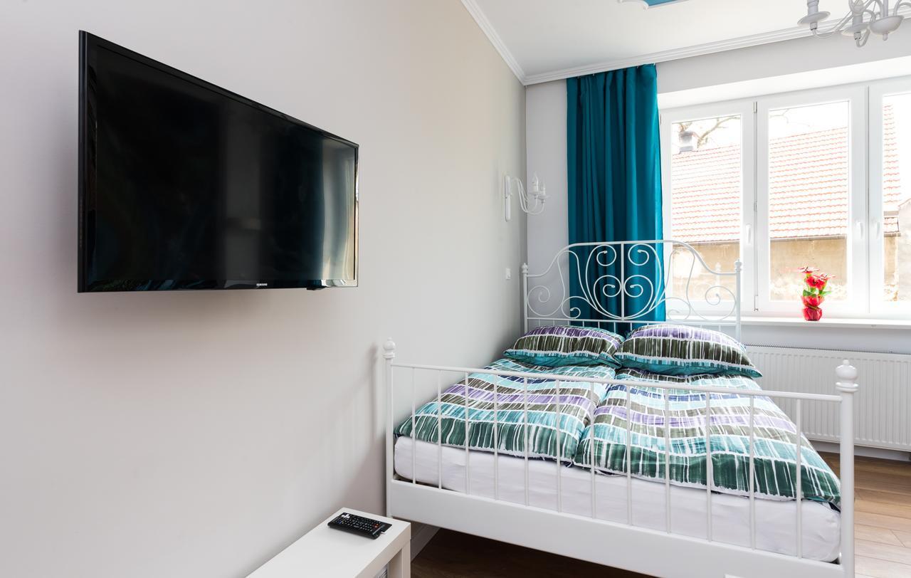 Cracow Rent Apartments - Spacious Apartments For 2-7 People In Quiet Area - Kolberga Street Nr 3 - 10 Min To Main Square By Foot Cracóvia Exterior foto