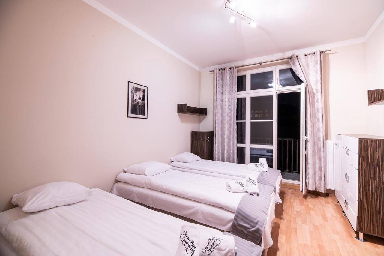 Cracow Rent Apartments - Spacious Apartments For 2-7 People In Quiet Area - Kolberga Street Nr 3 - 10 Min To Main Square By Foot Cracóvia Exterior foto