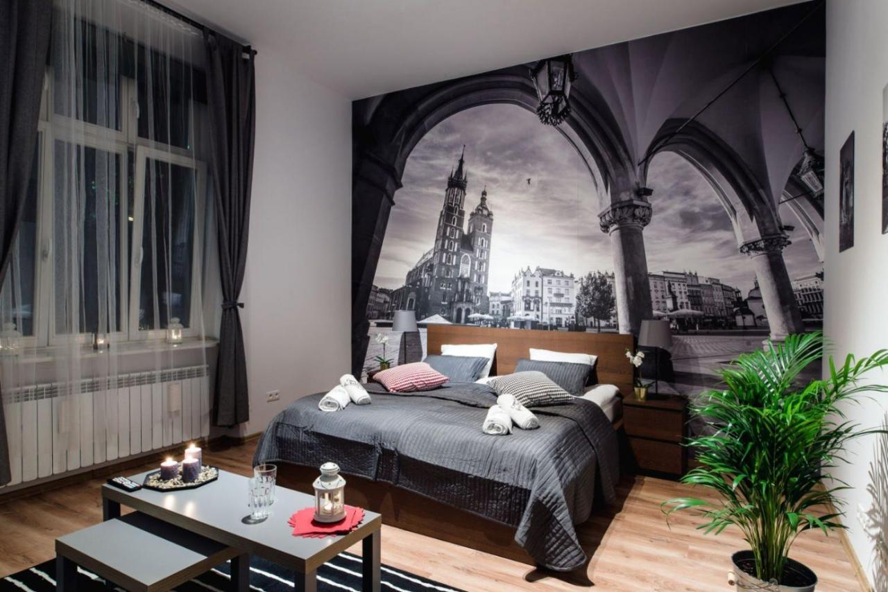 Cracow Rent Apartments - Spacious Apartments For 2-7 People In Quiet Area - Kolberga Street Nr 3 - 10 Min To Main Square By Foot Cracóvia Exterior foto