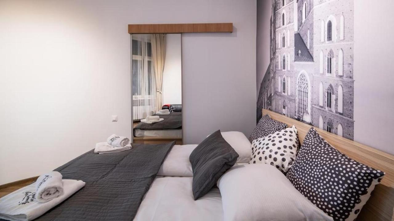 Cracow Rent Apartments - Spacious Apartments For 2-7 People In Quiet Area - Kolberga Street Nr 3 - 10 Min To Main Square By Foot Cracóvia Exterior foto